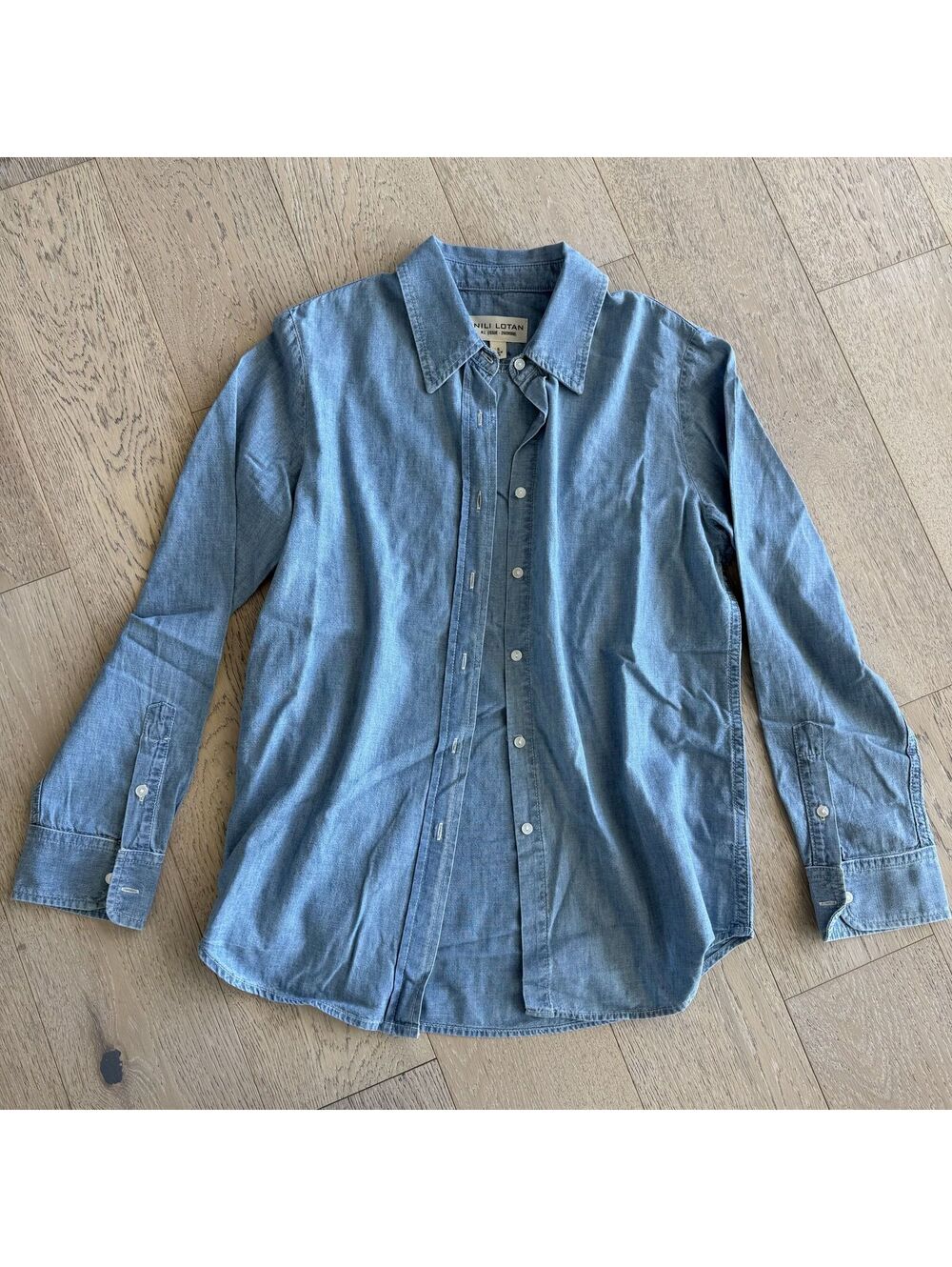 Nili Lotan Light Blue Denim 100% Cotton Button-Up Shirt Made In the USA Size S